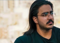 Iran proteste, seconda condanna a morte per un manifestante: è il 23enne Rahnawad, wrestler professionista 