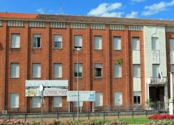 Saronno: bambino cade nella tromba delle scale a scuola, è grave in ospedale