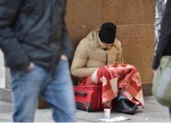 Milano, clochard vicino Stazione Garibaldi morto dopo aver accusato un malore improvviso