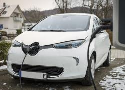 Ecobonus, incentivi auto e moto 2023-2024: come funzionano e come richiederli