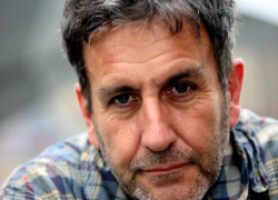 Terry Hall morto a 63 anni: addio al cantante dei The Specials