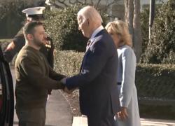 Zelensky atterrato a Washington, pronto il discorso al Congresso. Usa: "Invieremo missili Patriot a Kiev"