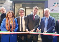 Il Blues, primo treno ibrido di Trenitalia (Gruppo FS), arriva sui binari della Toscana 