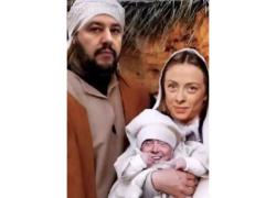 Meloni, Salvini e Berlusconi nei panni di Maria, Giuseppe e Gesù: il VIDEO meme natalizio 