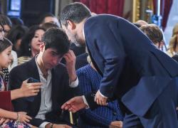 Salvini, il figlio Federico rapinato a Milano. Commerciante egiziano recupera il telefonino