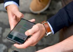 WhatsApp smetterà di funzionare nel 2023 su alcuni cellulari: ecco la lista completa