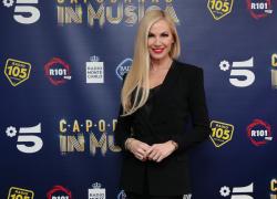 Capodanno in musica 2023 su Canale 5: ospiti, cantanti, scaletta e biglietti