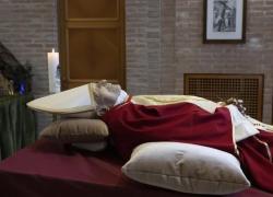 Papa Benedetto XVI, la salma di Ratzinger in Vaticano: esposta a San Pietro da lunedì 2 gennaio