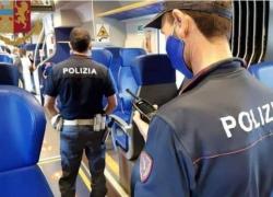 Covid, Tribunale di Milano assolve 38enne salito su un treno senza tampone negativo: "Illegittimo limitare la libertà personale"
