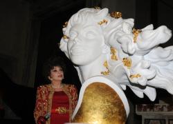 Gina Lollobrigida, il ricordo di Pietrasanta, città nella quale realizzava le sue sculture