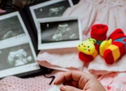 Aborto, FdI presenta ddl "pro-life": "Soggettività giuridica inizia dal concepimento, non dalla nascita"
