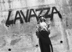 Grazie a Helmut Newton la pubblicità diveniva un'opera d'arte