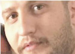 Napoli, Rocco Tomaselli del clan Mazzarella ucciso in una sparatoria alle Case Nuove: 3 proiettili fatali alle gambe