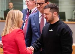 Meloni-Zelensky, bilaterale in Ue. Il premier ucraino: "Con Macron e Scholz decisioni che non posso annunciare"