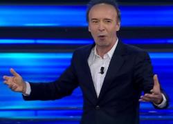 Benigni a Sanremo ruffiano di Mattarella: elogio ipocrita alla Costituzione - VIDEO e TESTO