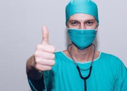 Ultimi giorni di campagna elettorale in Lombardia. Parliamo di sanità