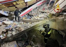 Terremoto Turchia, gli Usa sospendono le sanzioni alla Siria per 6 mesi: dall'Ue, che le tiene in vigore dal 2011, ancora niente
