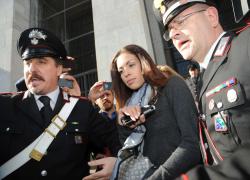 Ruby Ter, governo ritira la costituzione di parte civile contro Berlusconi. Domani sentenza sulle "cene eleganti"
