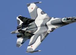Usa, intercettati 4 aerei da guerra russi tra cui bombardieri Tu-96 Bear-H e un caccia Su-35 vicino all'Alaska