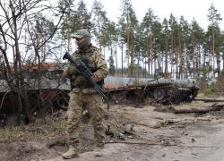 Guerra in Ucraina, 16enni chiamati alle armi: l'Occidente chiede il sacrificio umano