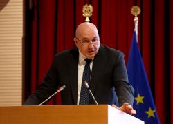 Armi all'Ucraina, Crosetto si dispiace per la "piccola" spesa italiana: "Saremo il Pierino della Nato"