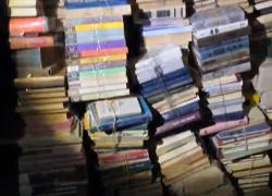 Ucraina, 115mila libri russi distrutti per ricavare aiuti militari: Dostoevsky e Tolstoy barattati per un'auto 