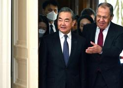 Cina, piano di pace per la guerra in Ucraina in 12 punti: no sanzioni alla Russia e protezione siti nucleari
