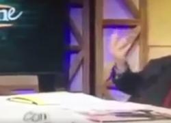 Maurizio Costanzo, quando si arrabbiò per il troppo freddo in studio - VIDEO