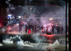 Caso Cospito, anarchici a Milano di fronte alla sede di FdI: "Governo di fascisti e assassini"