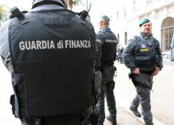 Reddito di cittadinanza, a Foggia scoperti 192 "furbetti": frode da oltre 1,2 milioni di euro