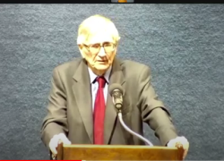 Guerra Ucraina, Hersh: "Kiev sar&agrave; il nuovo Vietnam per gli USA: interverranno se esercito Zelensky collasser&agrave;"