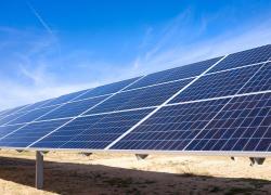 Ue, bozza Net-Zero Industry Act su tecnologie green: evitare dipendenza energetica da Cina e Russia