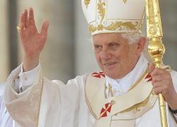 Eredità Ratzinger, spuntano 5 cugini in Baviera. Gaenswin: "Pensavo ne fossero in vita solo due"