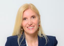 Obbligo vaccinale, avv. Renate Holzeisen: "Violazione del codice di Norimberga. Vaccino Covid inefficace"