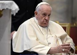 Papa Francesco rimane ricoverato all'ospedale Gemelli. "Ha un'infezione respiratoria", escluso Covid