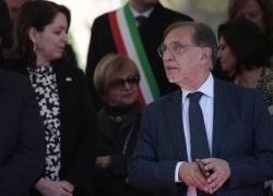 La Russa su Via Rasella, bufera: "Del passato parlerò solo con storici, basta giornalisti". Poi si scusa, ma Schlein: "Non basta"
