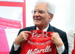 Giornata autismo 2023, Mattarella presente all'inaugurazione del secondo PizzAut: "Sono uno di voi, è un complimento"