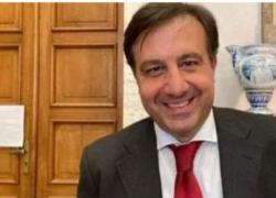 Savona, iscritto all'anagrafe il figlio di due donne. Sindaco Russo: "Sfido il divieto, governo lontano dalla realtà"
