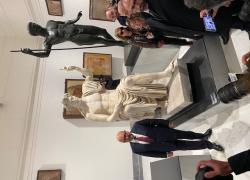 San Giuliano Uno e Trino, come dicono a Napoli.  Il Ministro della Cultura in Gran Tour a Napoli.  La città si dipinge d’azzurro ( non solo di scudetto). L’azzurro dei Borbone torna a splendere al Teatro San Carlo.  Il Mann raddoppia e diventa il piu’ grande museo archeologico del mondo.