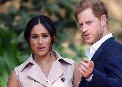 Incoronazione di Carlo III, Buckingham Palace: “Harry sarà presente”. Ma Meghan resterà negli Usa