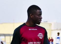 Ndione Souleymane, morto nel sonno per un malore improvviso il portiere della squadra dei rifugiati