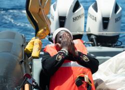 Migranti, l'esecutivo modifica l'emendamento sulla protezione speciale. Arriva l'ok del Senato
