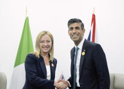Migranti, intesa tra Giorgia Meloni e Rishi Sunak: "Uniti contro gli arrivi irregolari"
