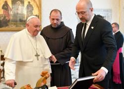 Primo ministro ucraino Denys Shmyhal ricevuto in udienza dal Papa: "L'aspettiamo a Kiev"