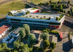 Enel X e Ferrari, al via la partnership per la realizzazione di un impianto fotovoltaico a Fiorano entro fine 2023