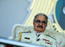 Haftar a Roma, oggi incontro con Meloni. Il generale di Bengasi ha parlato ieri con Tajani del dossier Libia