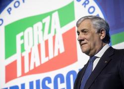 Sondaggi politici, Forza Italia vola al 10% e supera la Lega (+3 punti dopo morte Berlusconi) grazie anche all'effetto Tajani. Giù FdI e Pd