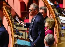 Cottarelli lascia il Pd ed il seggio da senatore: "Differenze con Schlein, torno a fare il divulgatore"