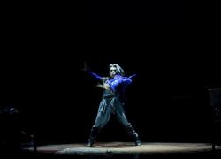 Manuel Agnelli è David Bowie. Lazarus (per la prima volta in Italia) 