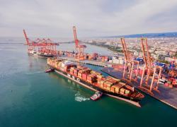 Boom export italiano in Cina: 3,3 miliardi a febbraio (+62% rispetto allo stesso periodo del 2022). Trainato dalla vendita del farmaco UDCA